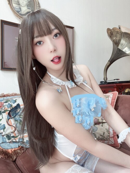 Money冷冷 – 蓝花朵朵 [55P2V-1.10GB]