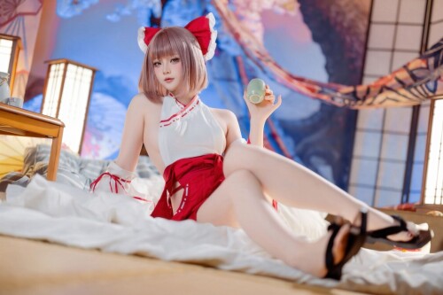屿鱼 - 兼职巫女 预览展示图 3