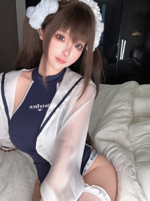 蠢沫沫 - 2025年05月自拍 (5套) 预览展示图 4