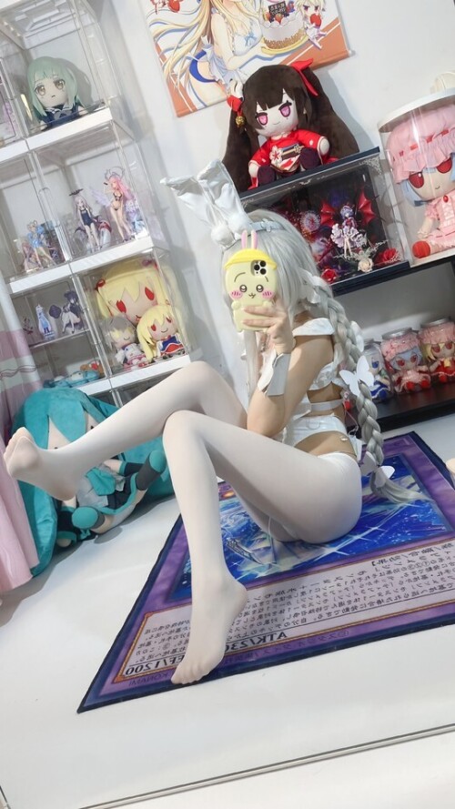 白栎Shirly - 恶毒白兔补 预览展示图 3