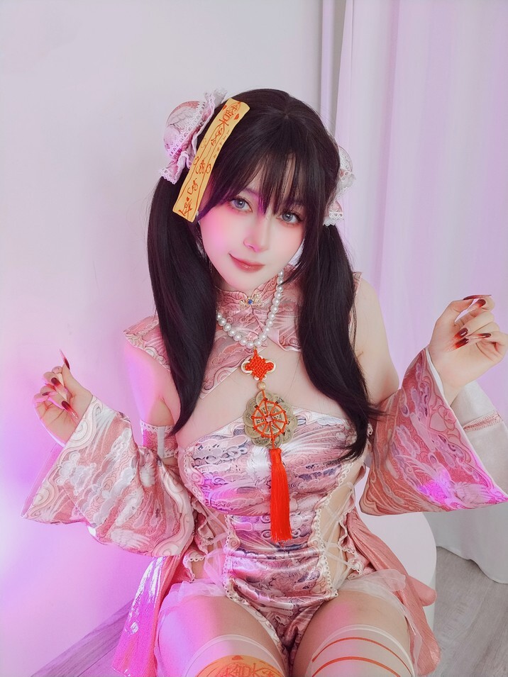 白银81 – Fantia 2025年03月会员合集 (15套) [114P4V-1.15GB]