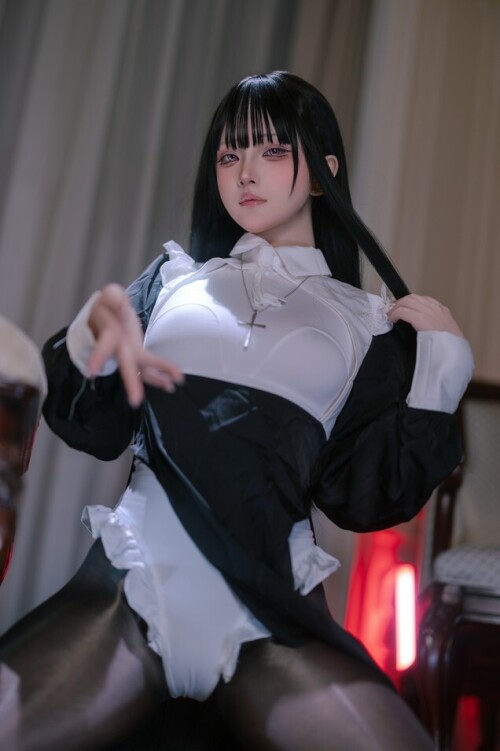 屿鱼 - 黑丝修女 预览展示图 3