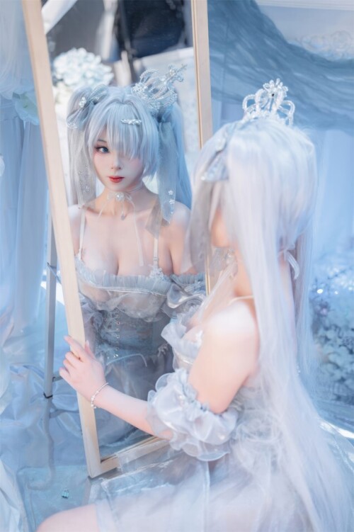 轩萧学姐 - 灰姑娘 预览展示图 3