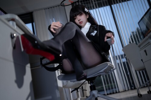 矢量鱼 – 蔚蓝档案 调月莉音 [36P-190MB]