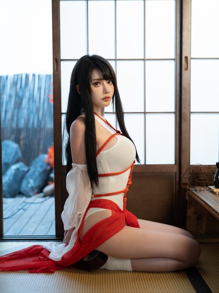 一色雨 – 巫女 [30P-400MB]