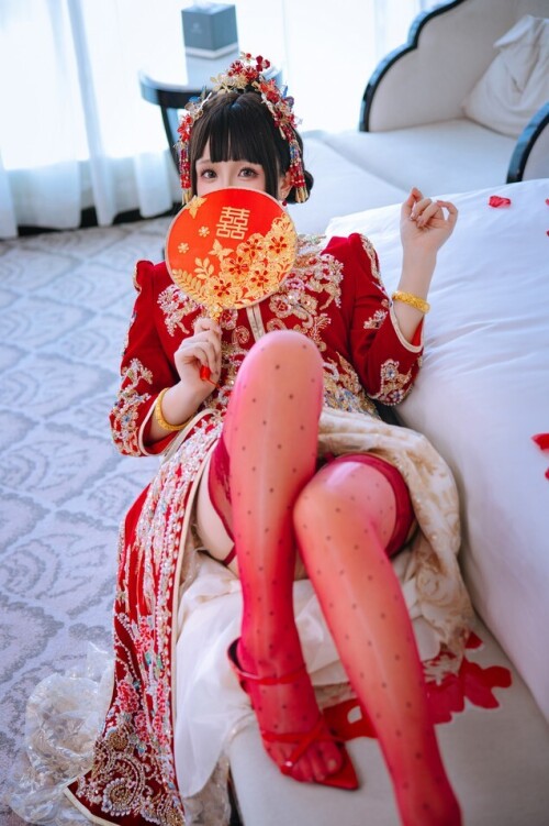 日奈娇 (樱井小莜) - 洞房花烛 预览展示图 3