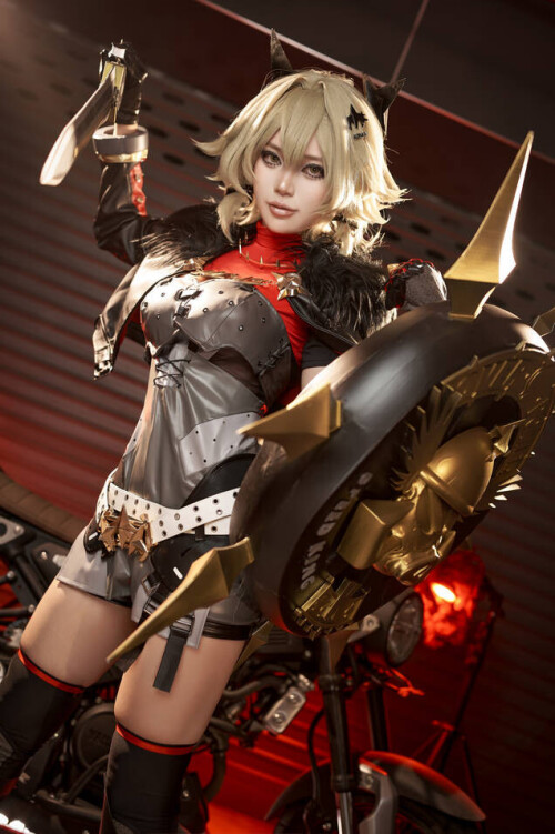 ZinieQ - Caesar King 预览展示图 3