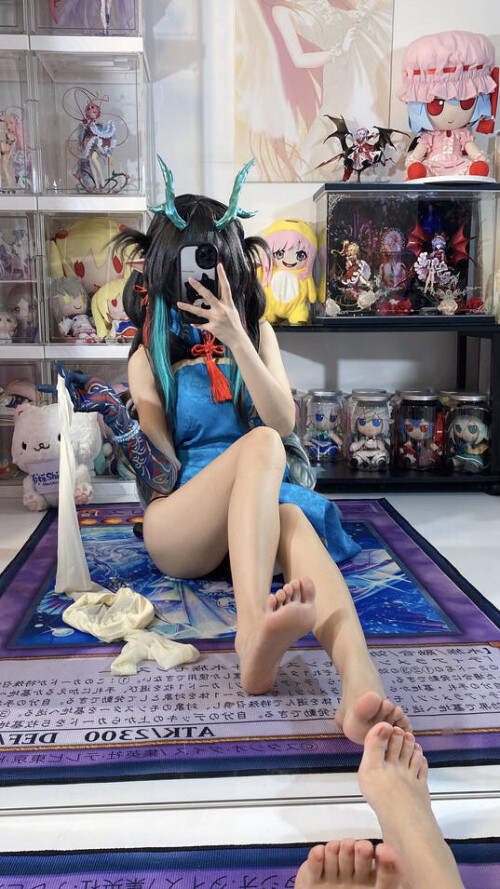 白栎shirly - 明日方舟 夕 染尘烟 上 预览展示图 2