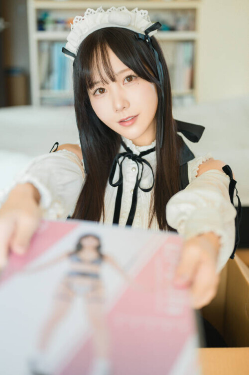 けん研🧪 (けんけん) - DL写真集 推し型メイドロイドとしたいこと 预览展示图 3