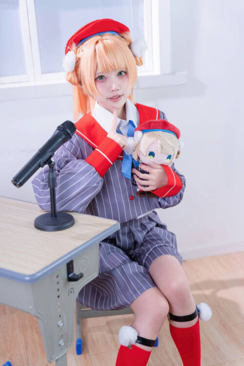清水凪 - 时雨羽衣 (VTuber) 预览展示图 2