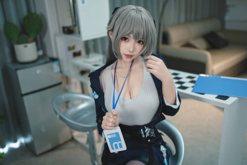 Bangni邦尼 – 崩坏3 布洛妮娅 [92P7V-1.11GB]