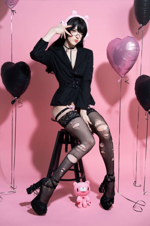 CandyBall - Gloomy Bear 预览展示图 3