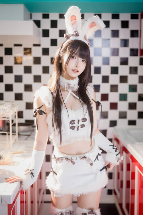 神楽坂真冬 - 毛绒白兔 预览展示图 5