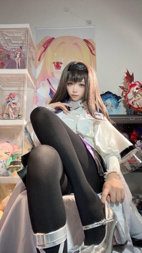 白栎Shirly - 明日方舟 普瑞赛斯 预览展示图 3