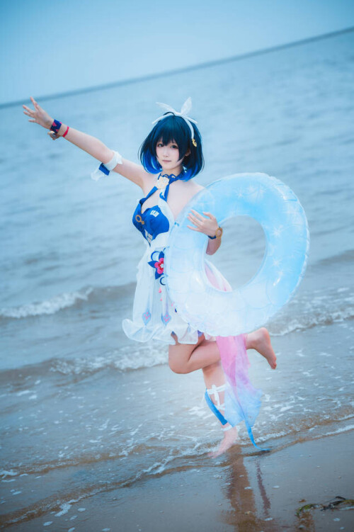 Seele麦麦 - 希儿彼岸浪花cos(海滩) 预览展示图 5