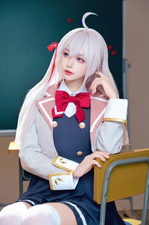 Shika小鹿鹿 - 艾莉同学 预览展示图 4
