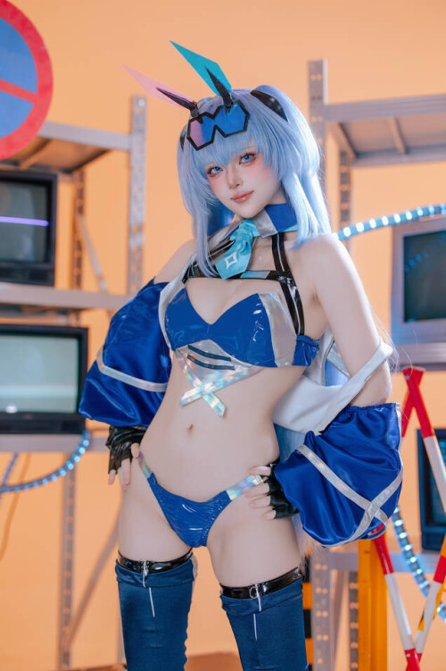 屿鱼 - 碧蓝航线 花园赛车服 预览展示图 5