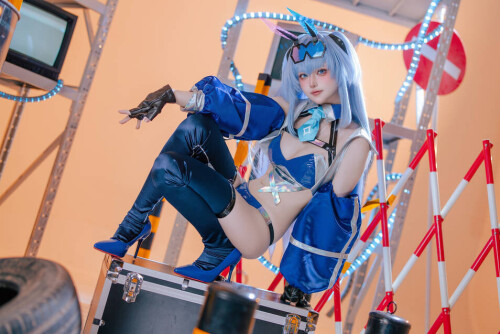 屿鱼 - 碧蓝航线 花园赛车服 预览展示图 3