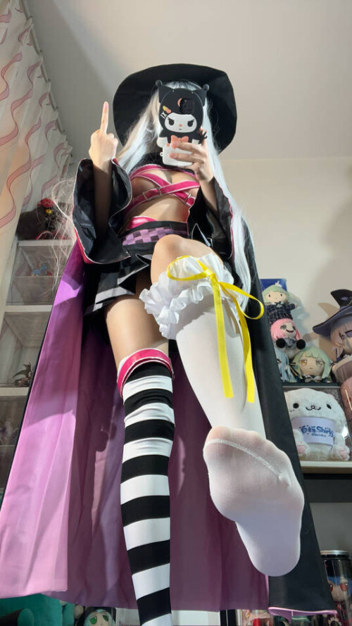 白栎Shirly - 宁宁魔女 下 预览展示图 2