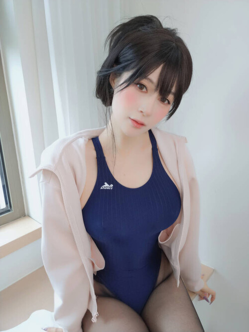白银81 - 自撮り Vol.99 预览展示图 3