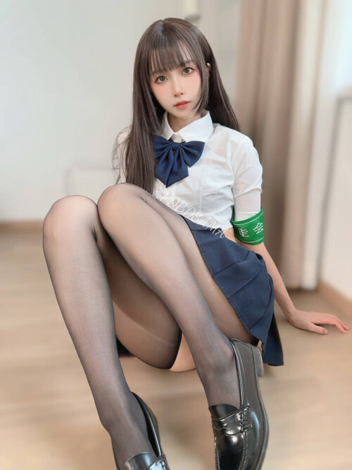 布丁大法 - 变态学生会长 预览展示图 2