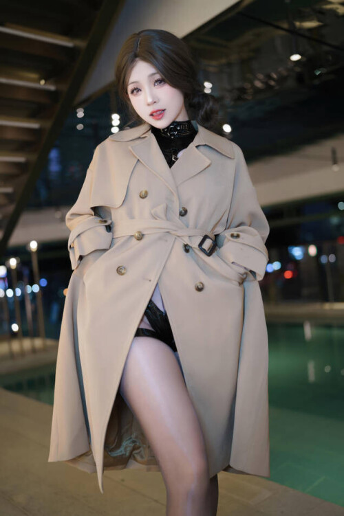miko酱ww - 约会日 预览展示图 4