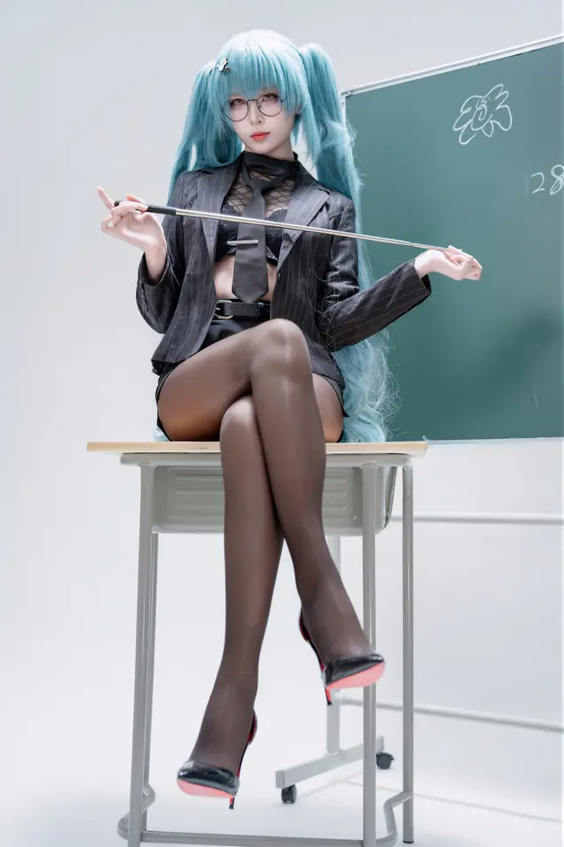 轩萧学姐 - NIKKE 胜利女神 普丽瓦蒂 严厉教诲 预览展示图 3