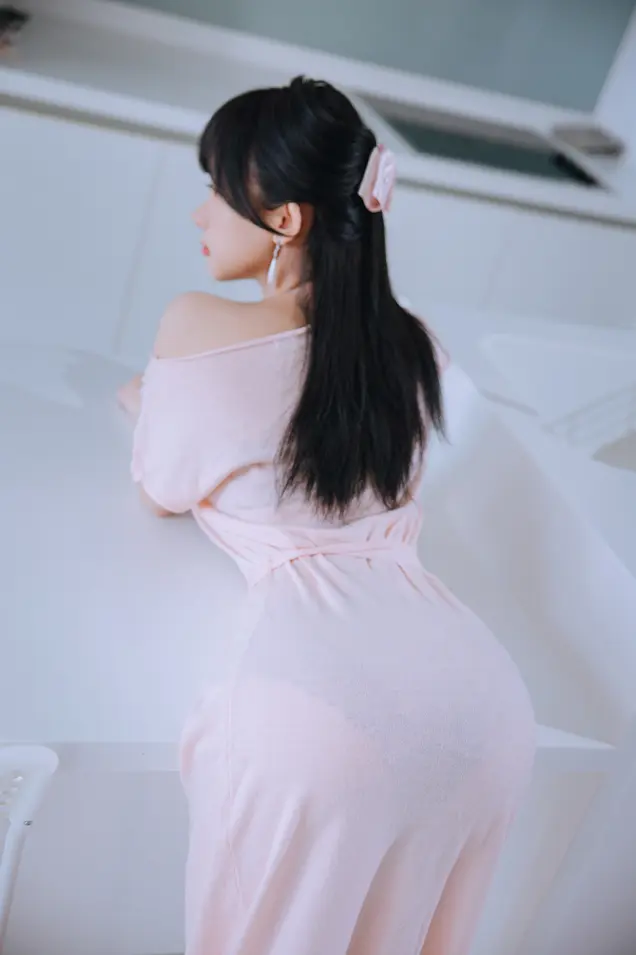 日奈娇 (樱井小莜) - 太太 预览展示图 4