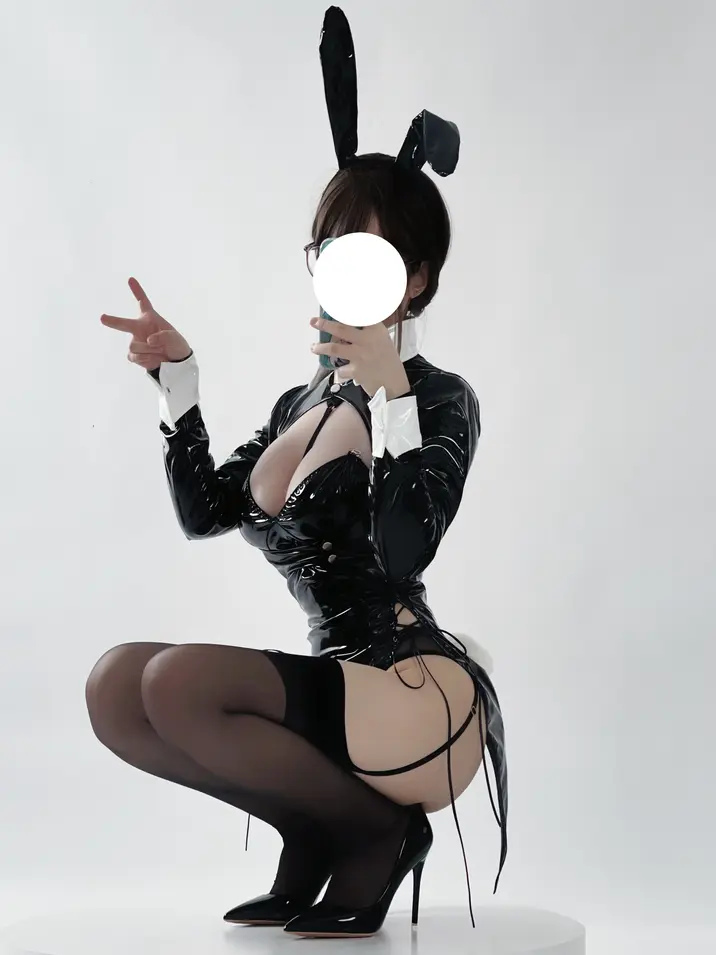 幼愛Youmeko - 黑丝皮衣兔女郎 预览展示图 5