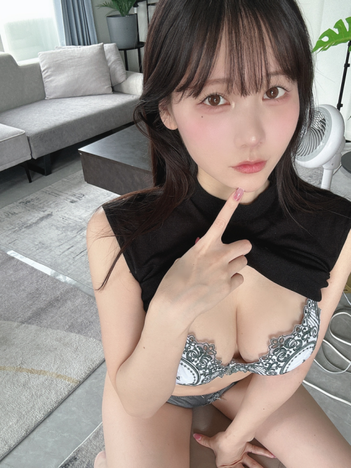 けん研🧪 (けんけん) - Fantia 2026年06月合集 预览展示图 3