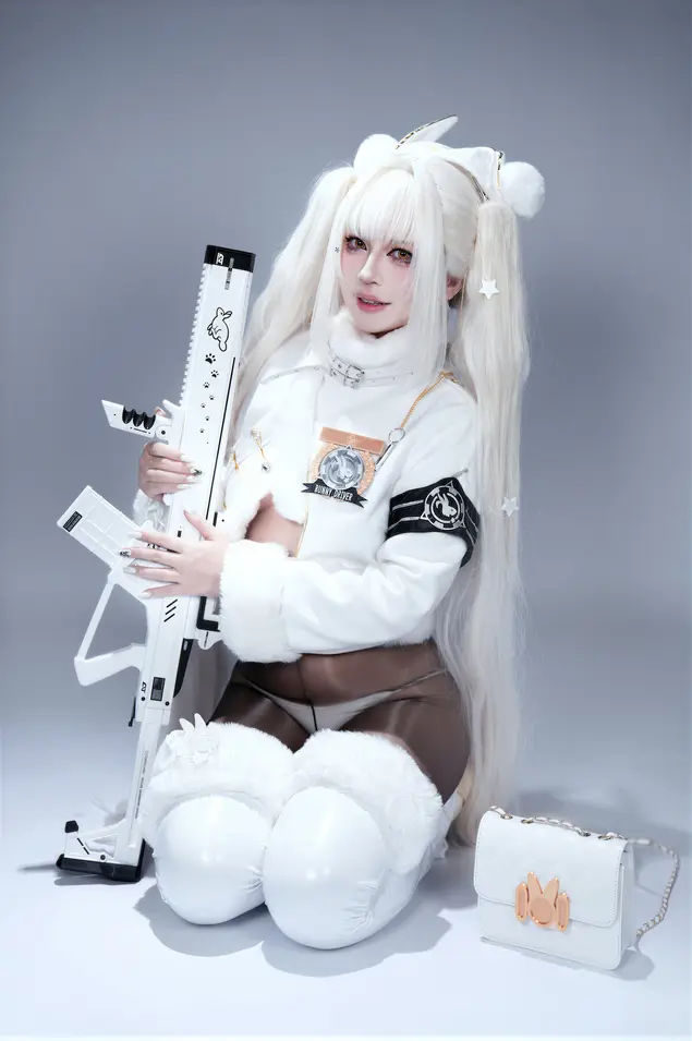 BANBANKO 半半子 - Nikke胜利女神 布兰儿 幸运特快车 预览展示图 5